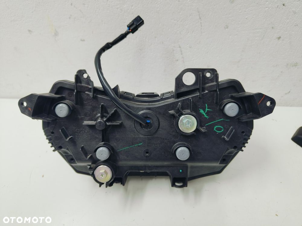 Lampa Kawasaki Z650 - 3