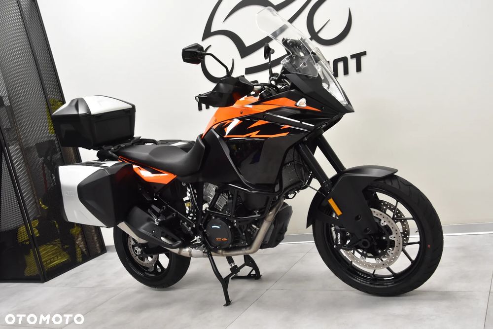 KTM Adventure - 8