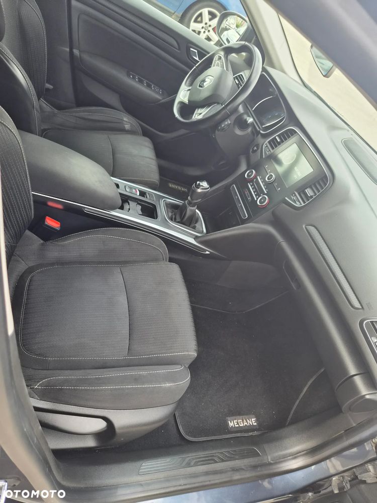 Renault Megane 1.2 Energy TCe Limited - 11