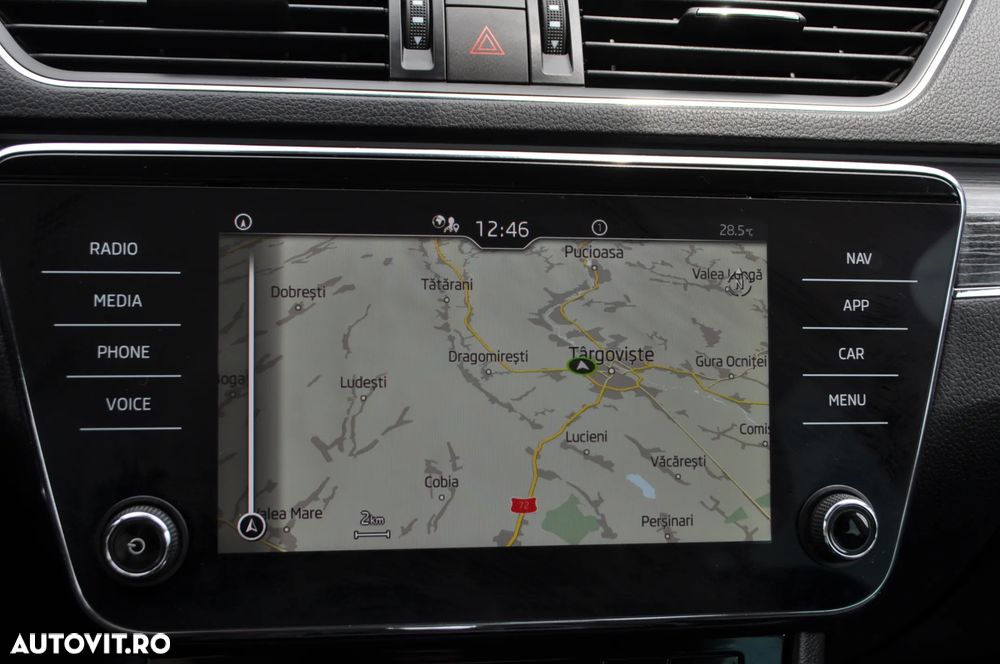 Skoda Superb 2.0 TDI DSG Style - 33