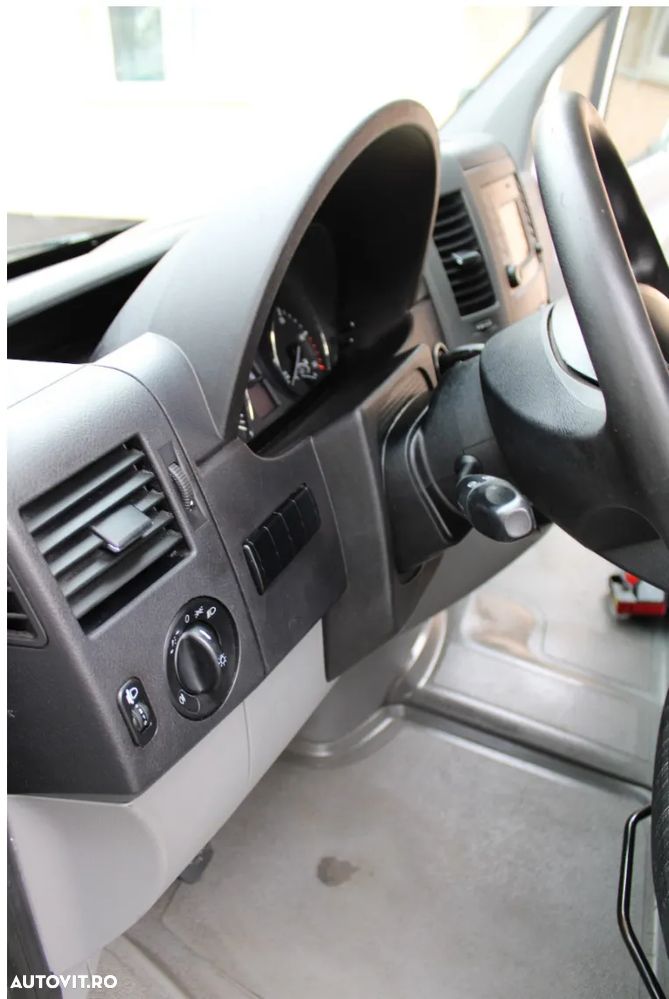 Mercedes-Benz sprinter - 11