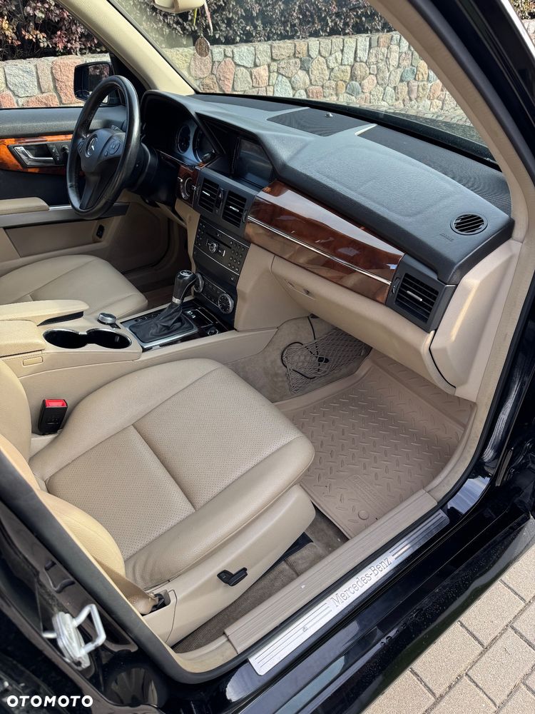 Mercedes-Benz GLK - 9