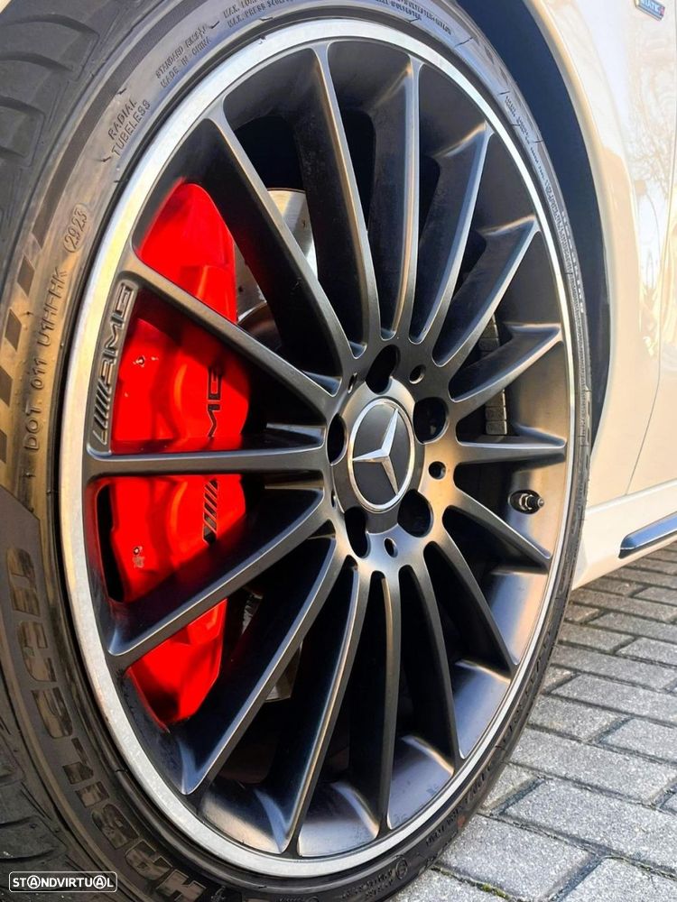 Mercedes-Benz CLA 45 AMG - 25