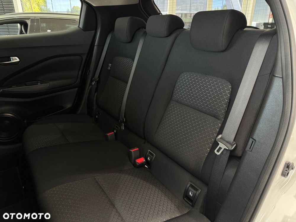 Nissan Juke 1.0 DIG-T Acenta DCT - 13