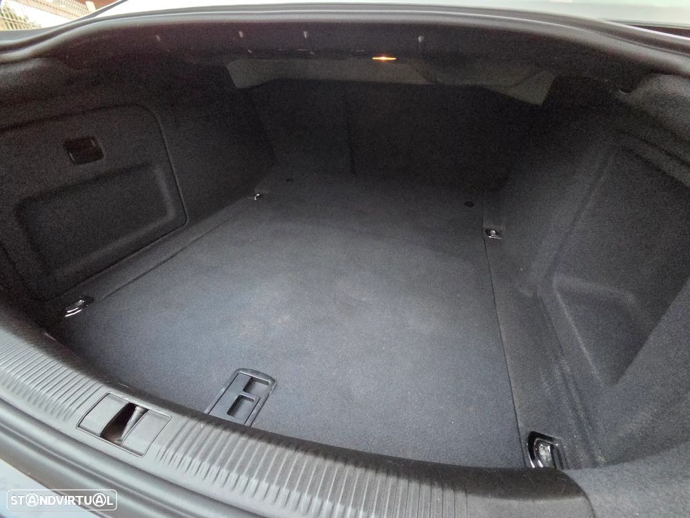 Audi A6 2.0 TDI Multitronic Exclu. - 9