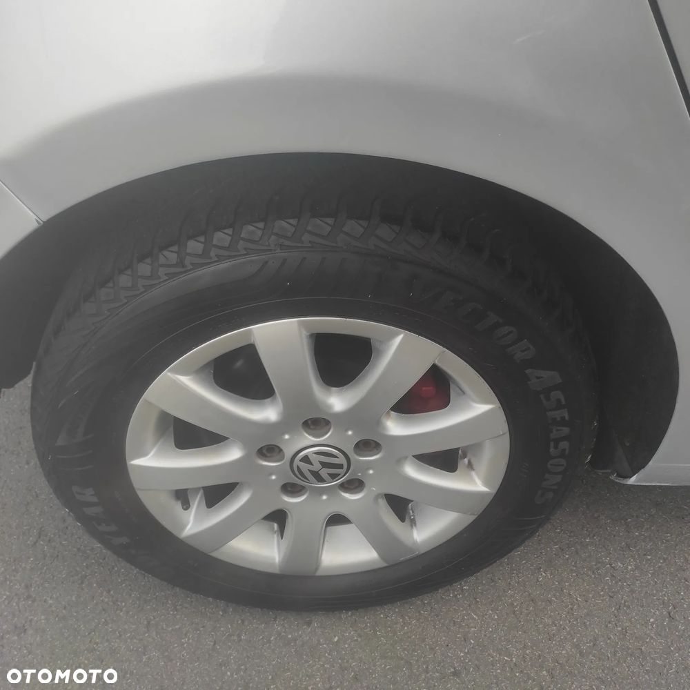 Volkswagen Golf - 32