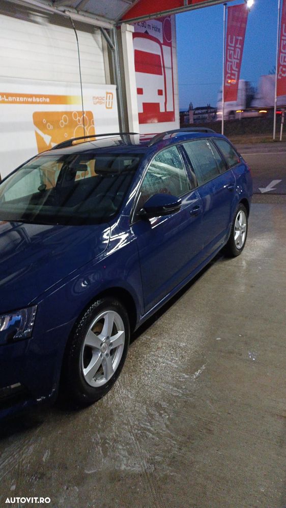 Skoda Octavia 1.6 TDI Ambition - 8