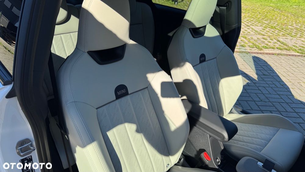 MINI Cooper C Linia Favoured - 8