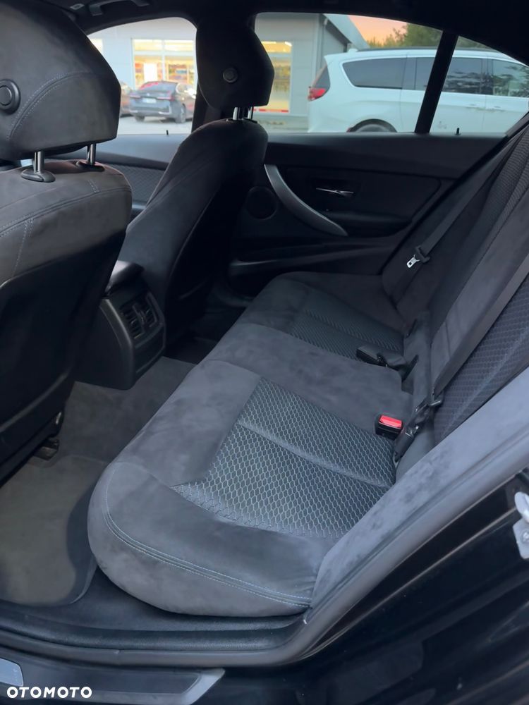 BMW Seria 3 318d - 18