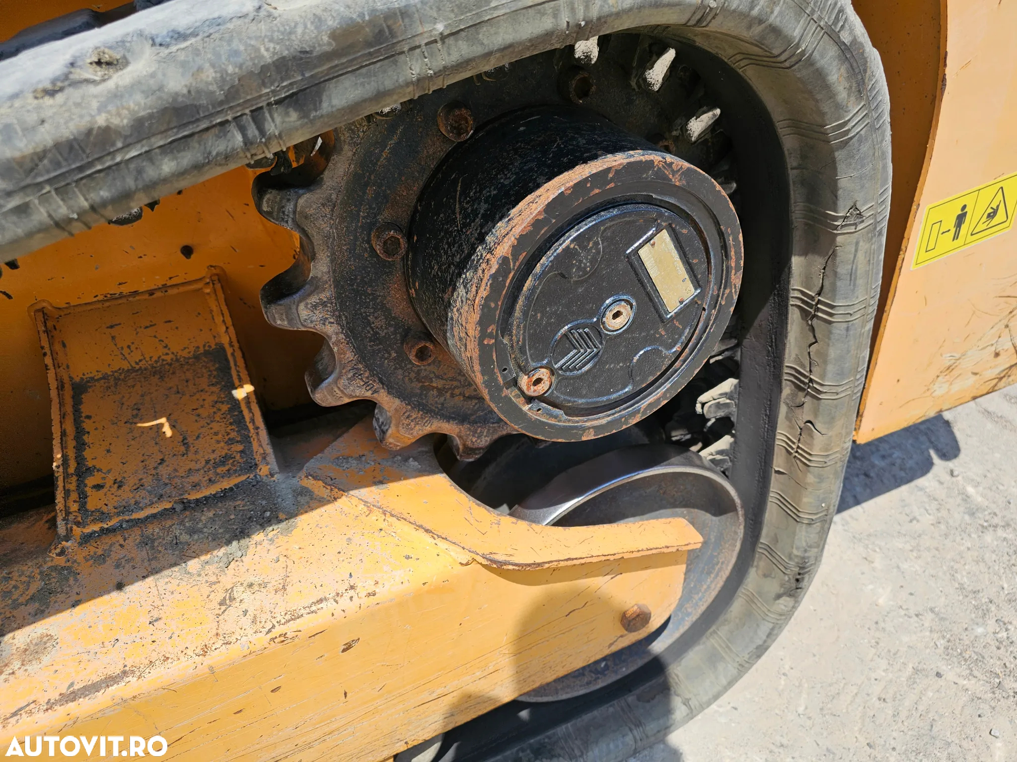 Mustang 1750 RT  airco highflow miniincarcator pe senile bobcat skid steer - 7