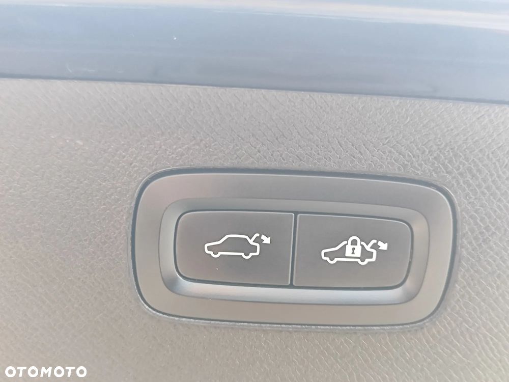 Volvo XC 90 T8 AWD Plug-In Hybrid Inscription 7os - 29