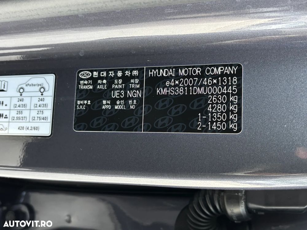 Hyundai Santa Fe 1.6 HEV 4WD SEVEN Signature - 41