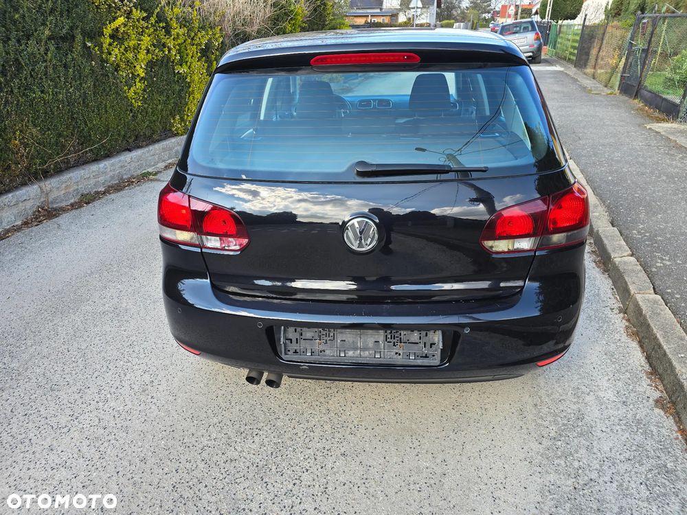 Volkswagen Golf - 11