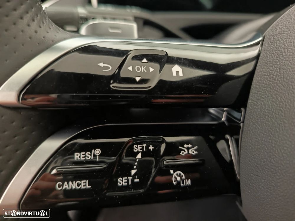 Mercedes-Benz E 300 Standard - 22