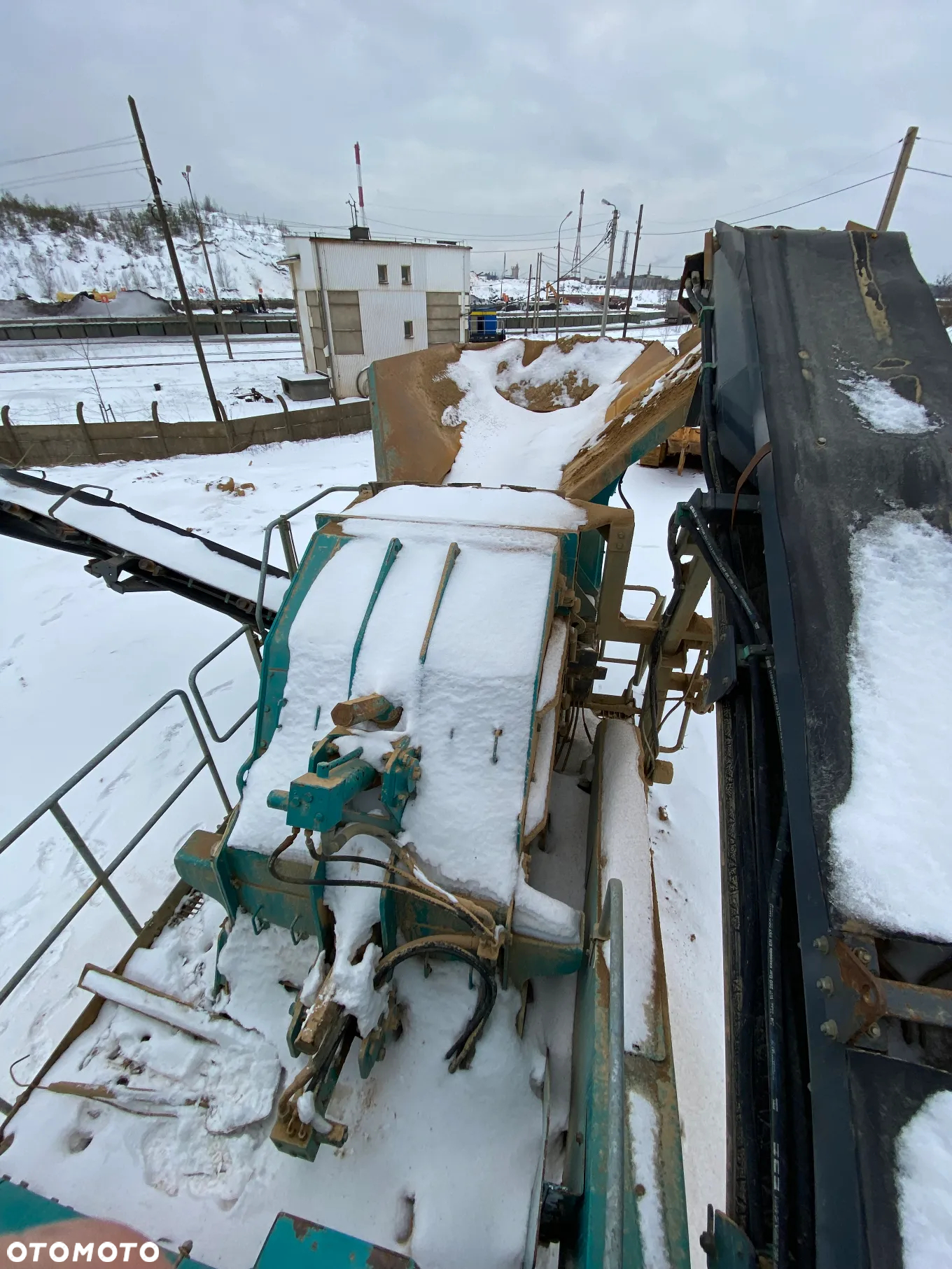 Powerscreen TRAKPACTOR  320SR - 21