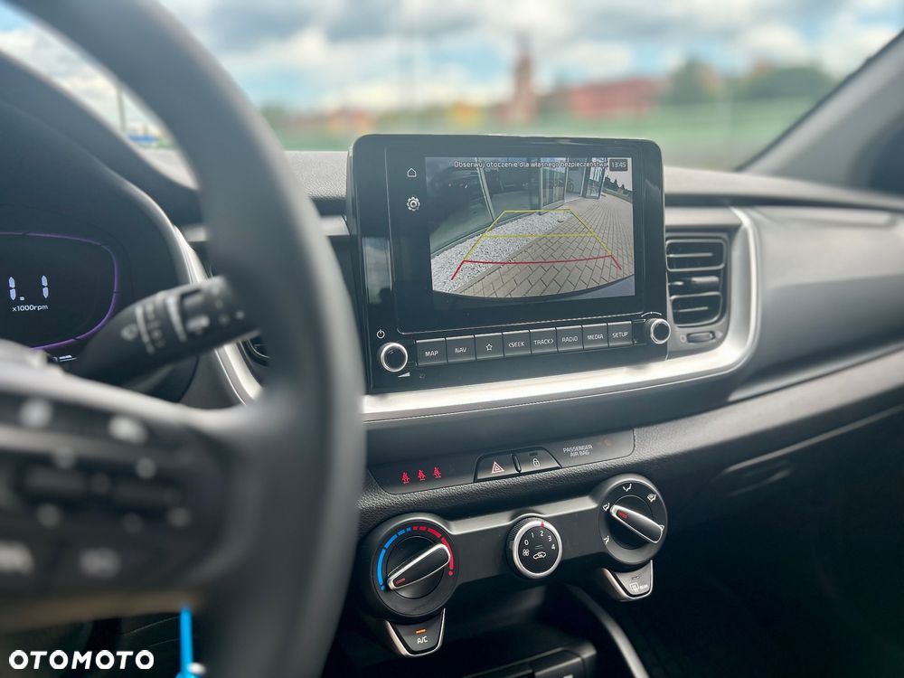 Kia Stonic 1.0 T-GDI M - 11