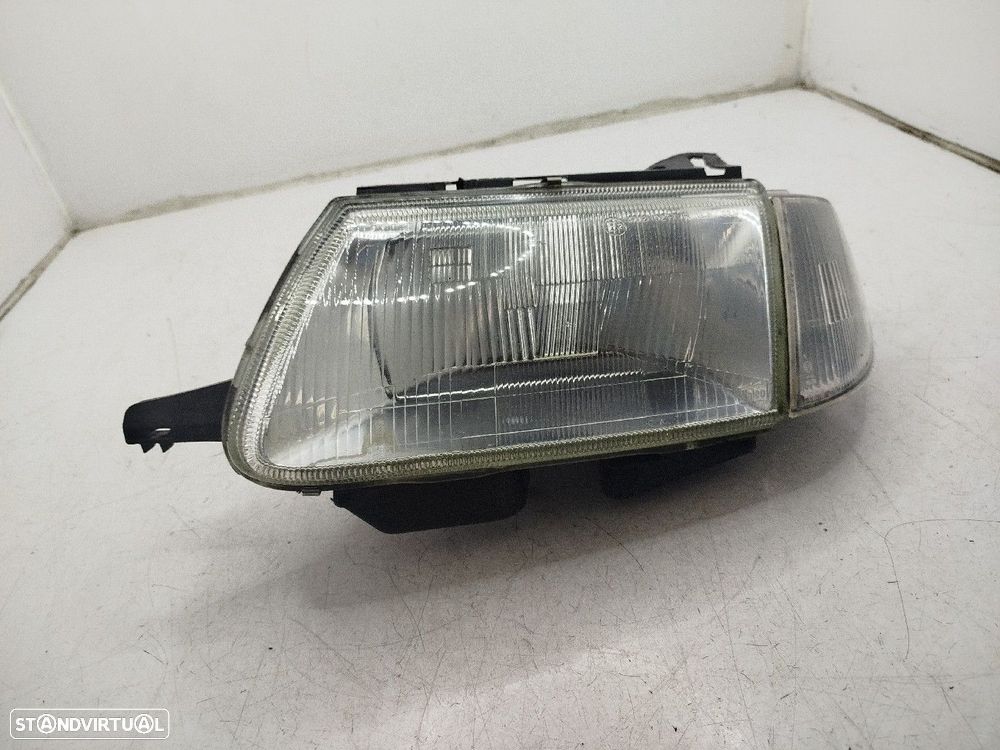 Farol/ Otica Dianteiro Esq Citroën Saxo (S0, S1) - 6
