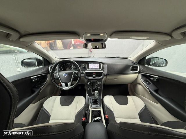 Volvo V40 1.6 D2 Momentum Eco - 13