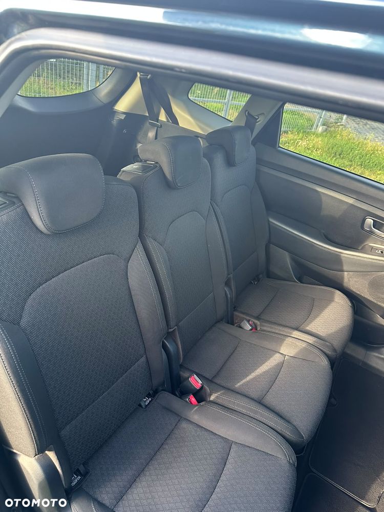 Kia Carens 1.7 CRDi 115 Dream Team Edition - 16