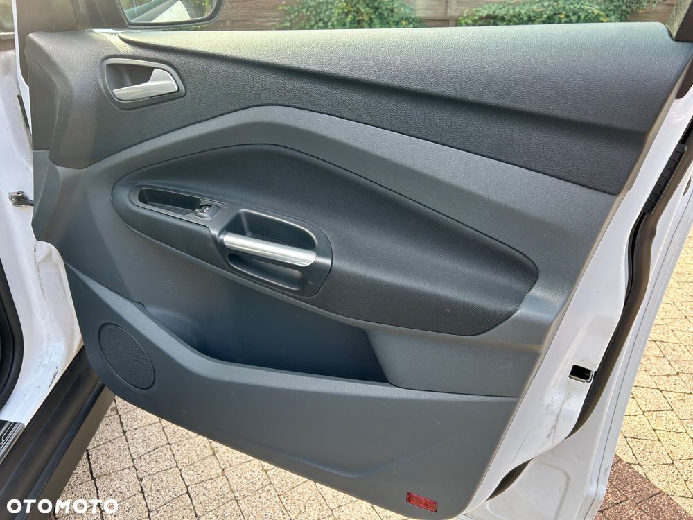 Ford C-MAX 2.0 TDCi Titanium - 29