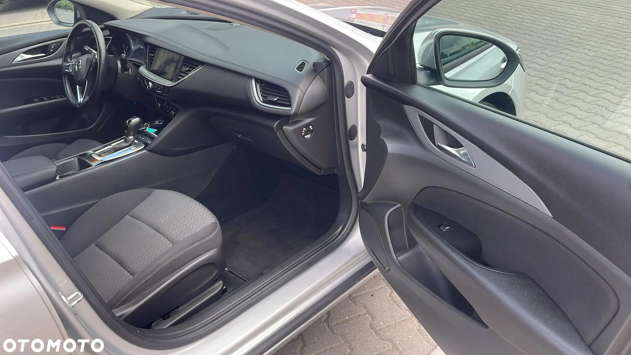 Opel Insignia 2.0 CDTI Exclusive S&S - 29