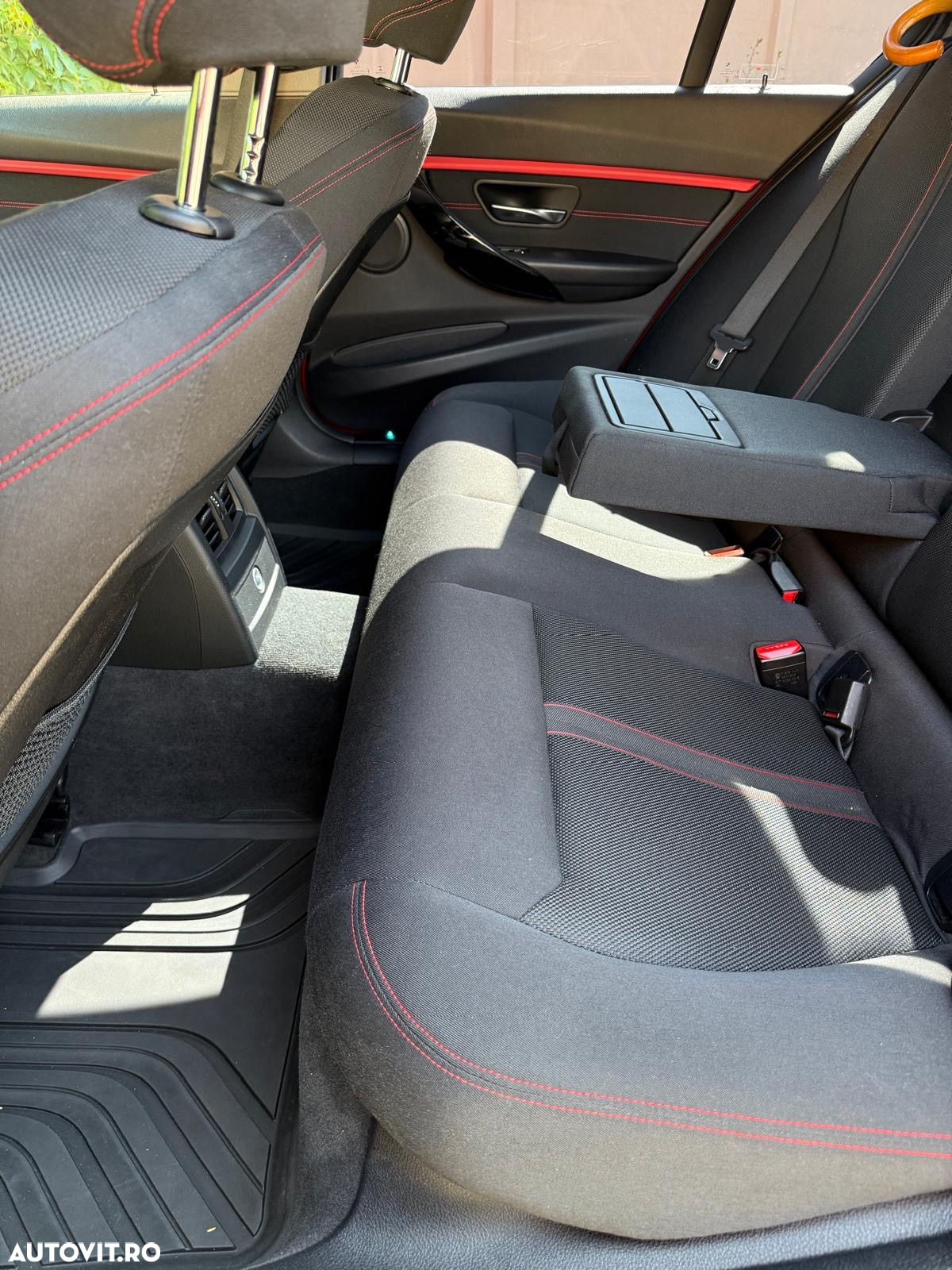 BMW Seria 3 320d xDrive AT - 4