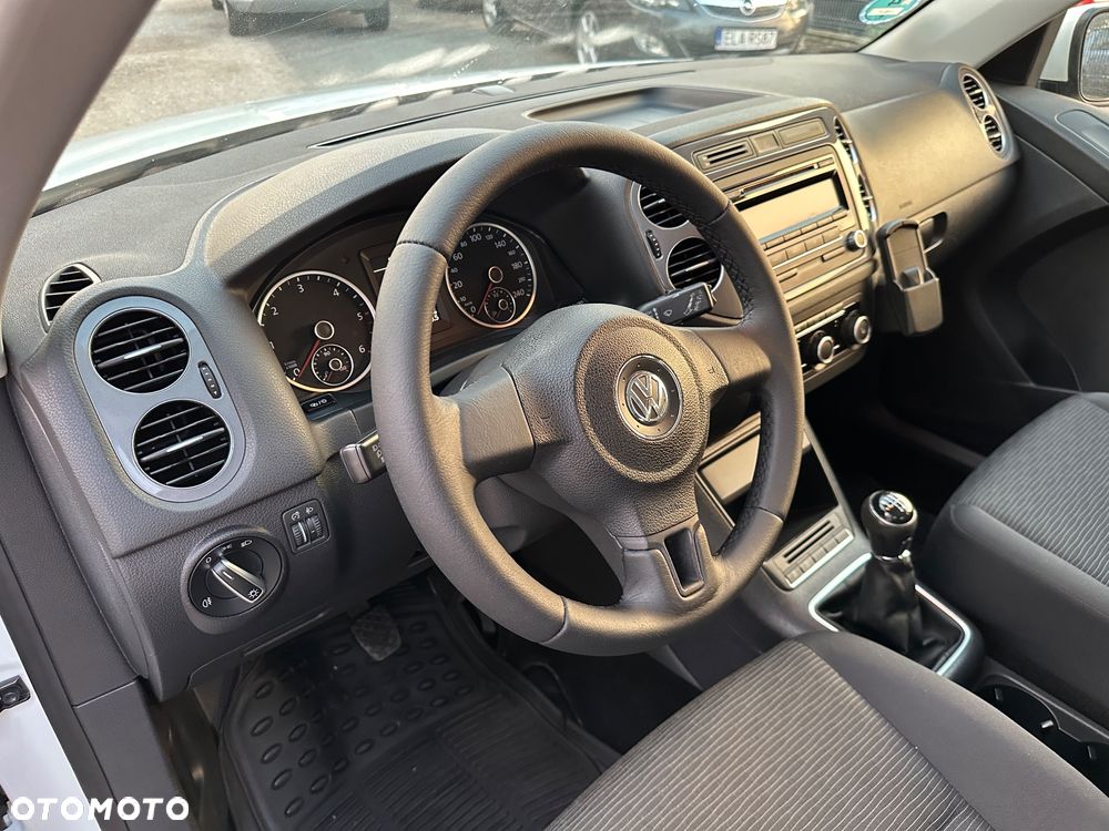 Volkswagen Tiguan 2.0 TDI DPF BlueMotion Technology Trend & Fun - 15