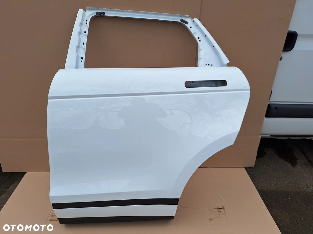 RANGE ROVER EVOQUE II 19- L551 DRZWI TYŁ TYLNE LEWE+LISTWA B.ŁADNE K8D2-20255-AA - 1