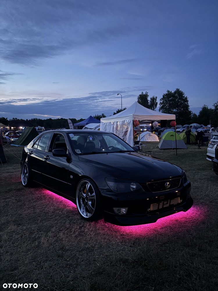 Lexus IS - 5