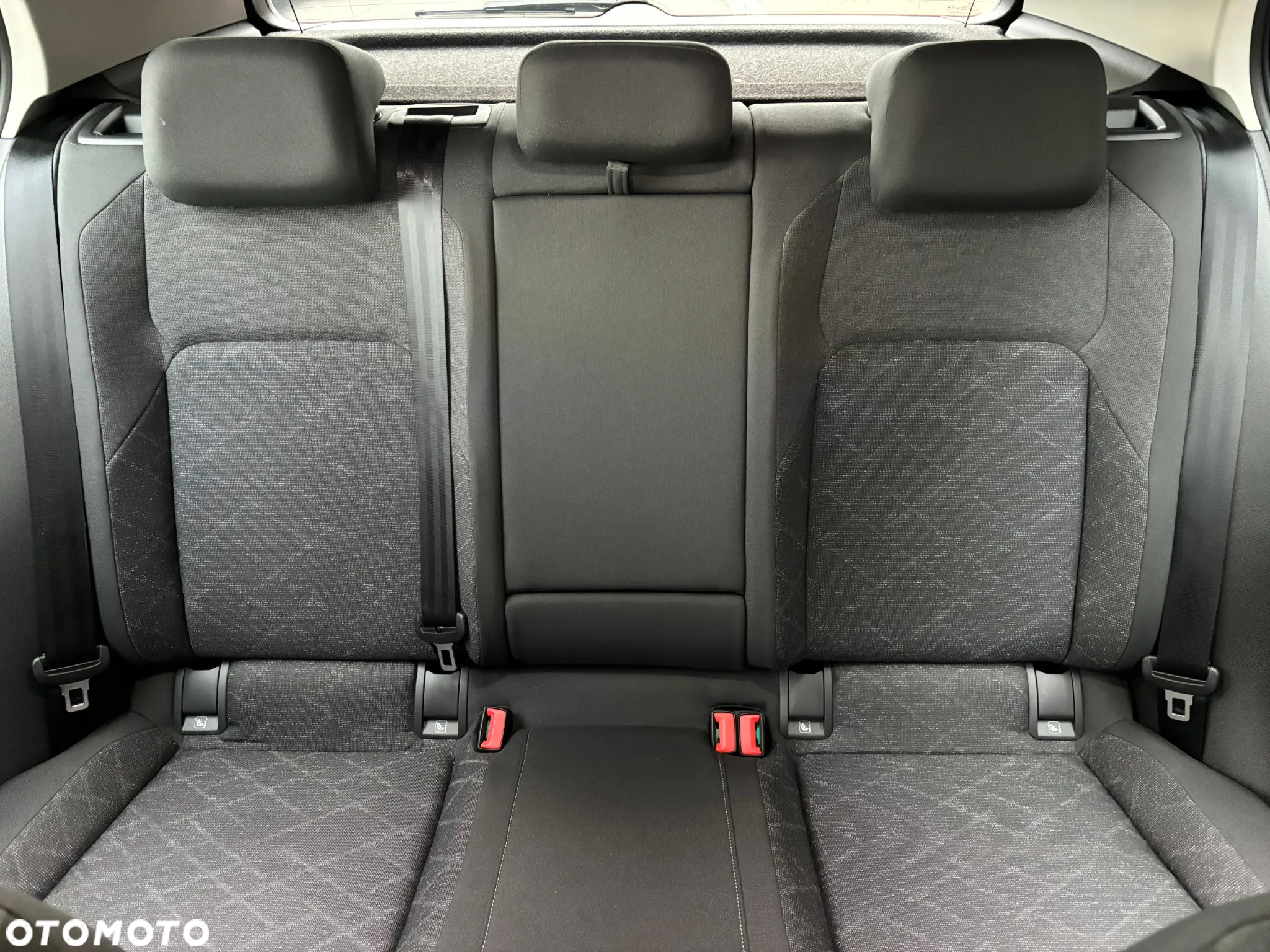 Volkswagen Golf VIII 1.0 TSI Active - 5