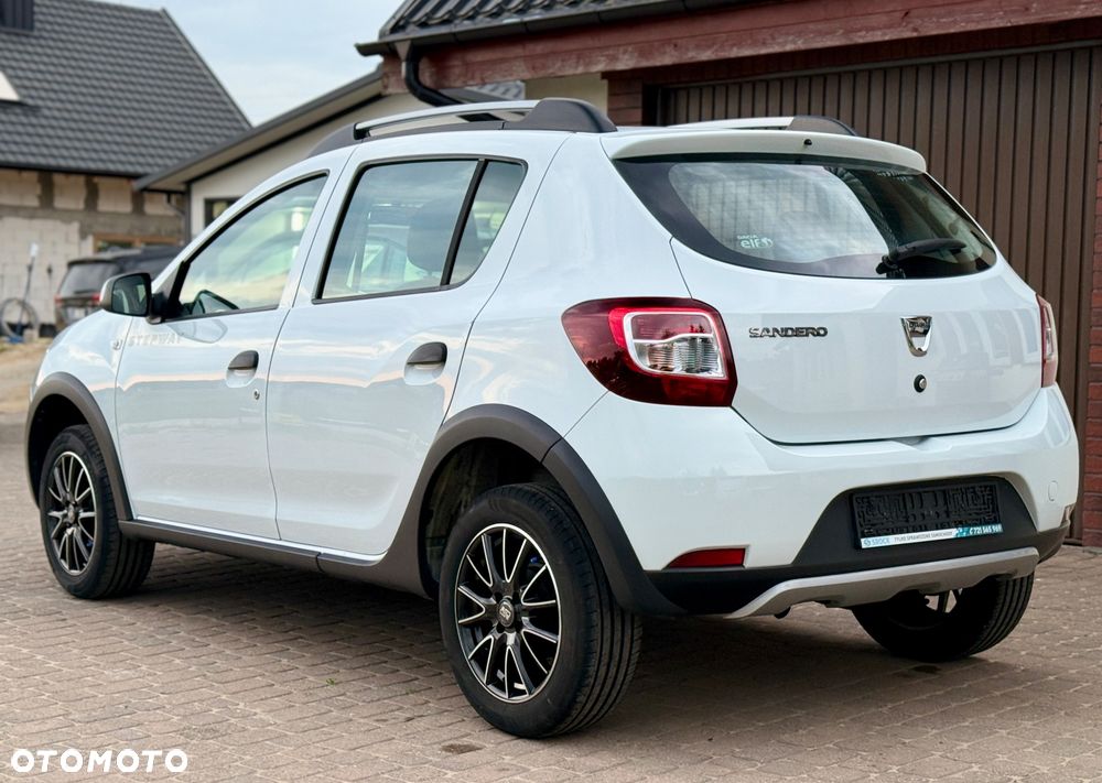 Dacia Sandero TCe 90 S&S Laureate - 4