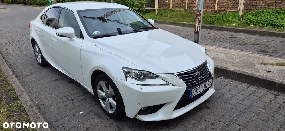 Lexus IS 300h Elite - 4