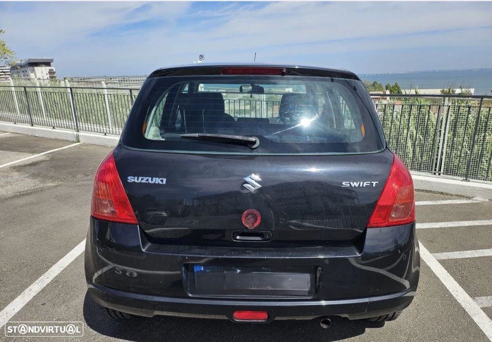 Suzuki Swift - 2