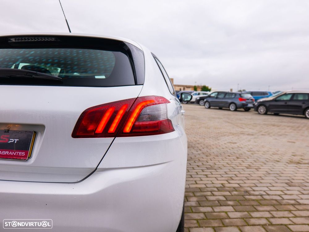 Peugeot 308 1.5 BlueHDi Business Line - 27