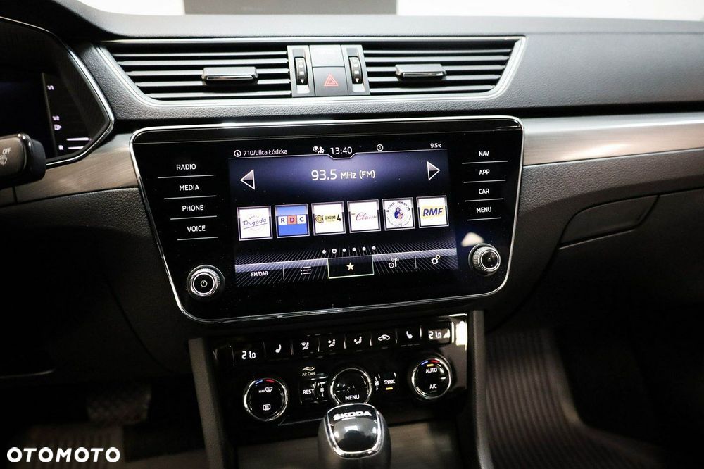 Skoda Superb 2.0 TSI Style DSG - 23