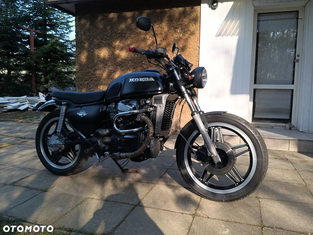 Honda CX - 8