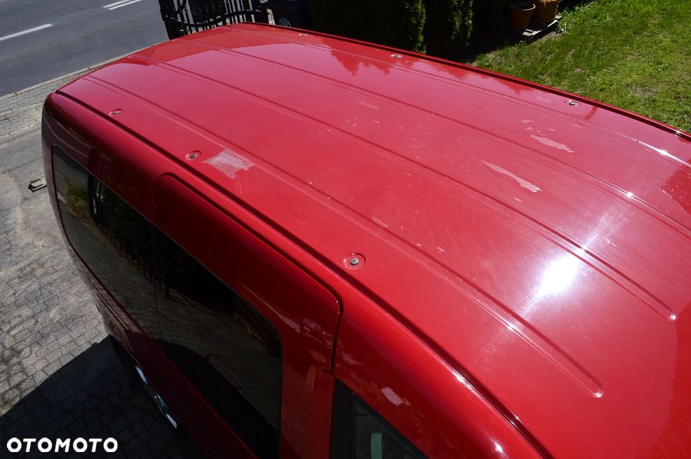 Volkswagen Caddy Maxi - 17