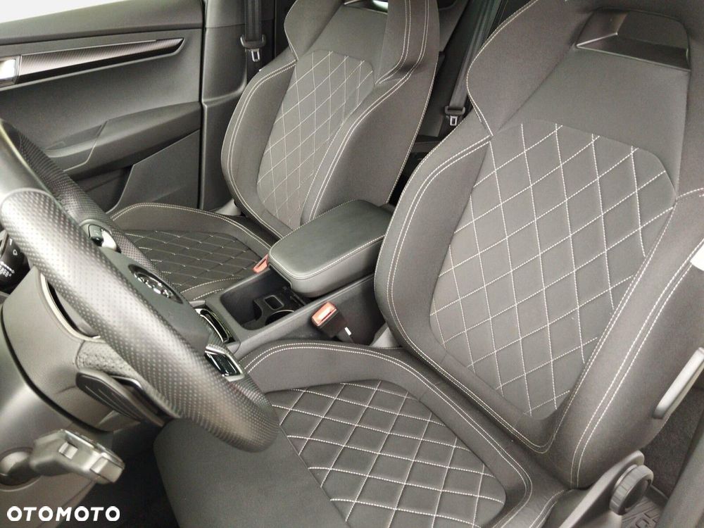 Skoda Karoq 2.0 TDI SCR 4x4 Sportline DSG - 17