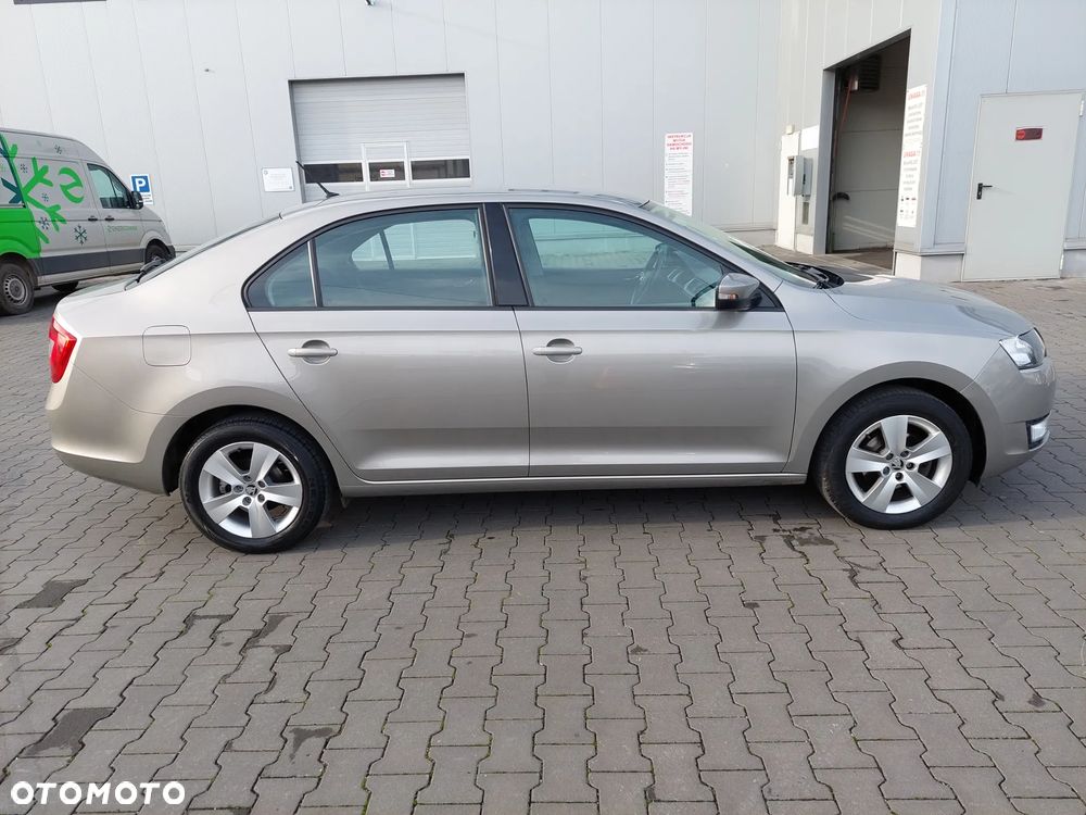 Skoda RAPID 1.2 TSI Ambition - 8