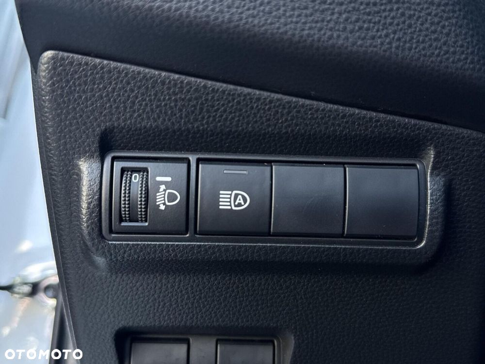 Toyota Corolla Cross - 30