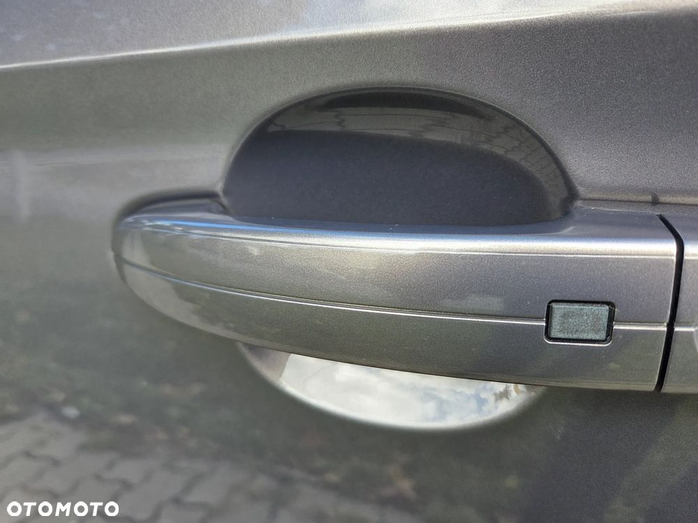 Ford Mondeo SW 1.6 EcoBoost S&S Business Edition - 12