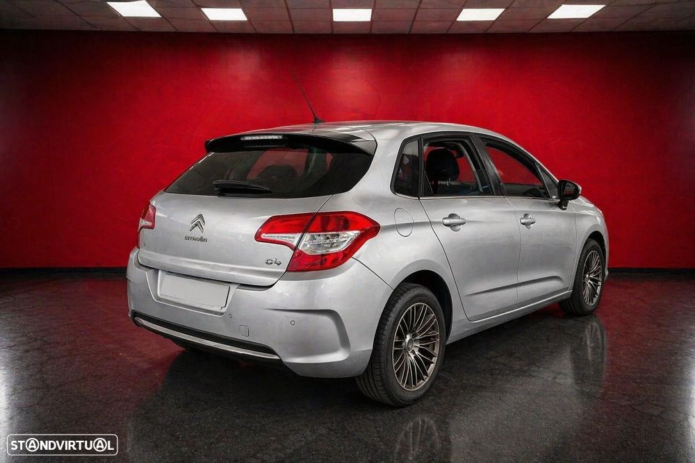 Citroën C4 1.6 HDi Attraction - 3