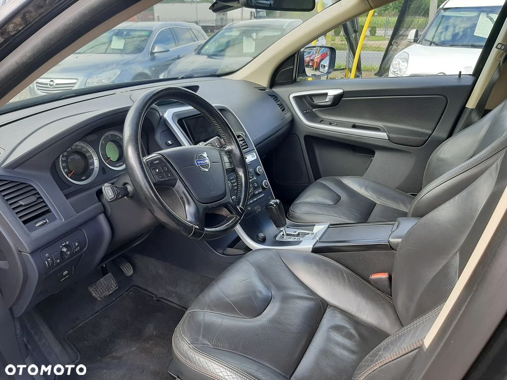 Volvo XC 60 D5 AWD Momentum - 15