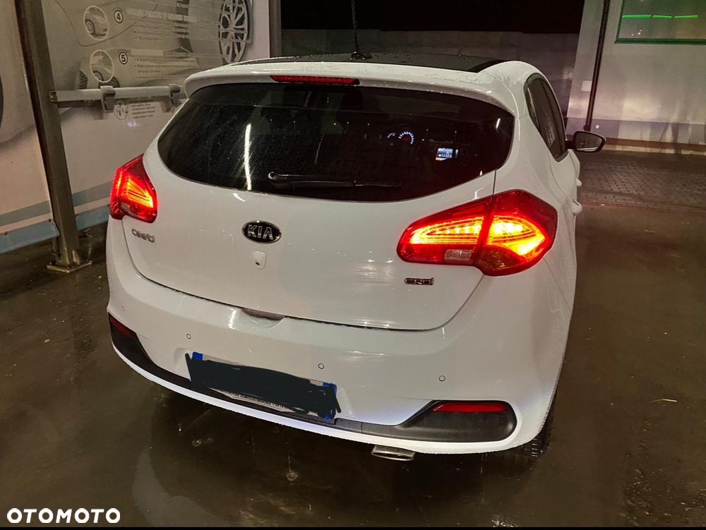 Kia Ceed - 5