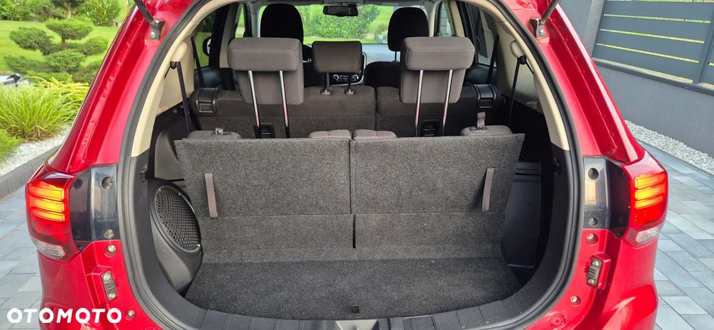 Mitsubishi Outlander 2.0 Intense + 4WD CVT - 11