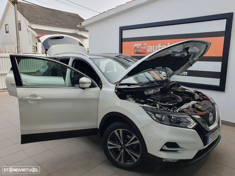 Nissan Qashqai 1.5 dCi N-Connecta - 16