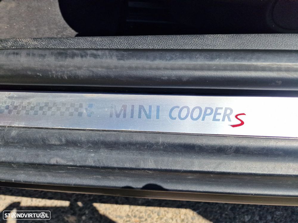 MINI Cabrio Cooper SD - 19