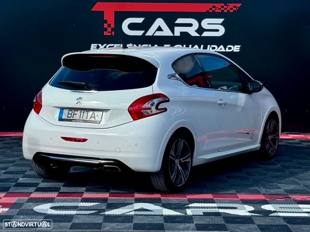 Peugeot 208 1.6 THP GTi - 3