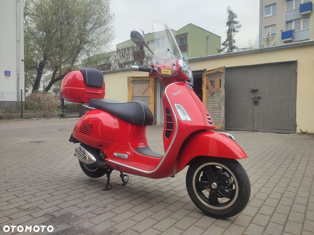 Vespa GTS - 1