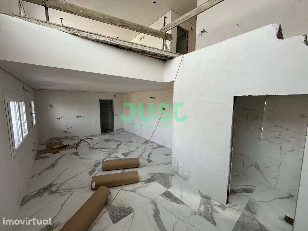 Moradia isolada, T3 com piscina em Fernão Ferro - Pinhal General - Grande imagem: 3/21